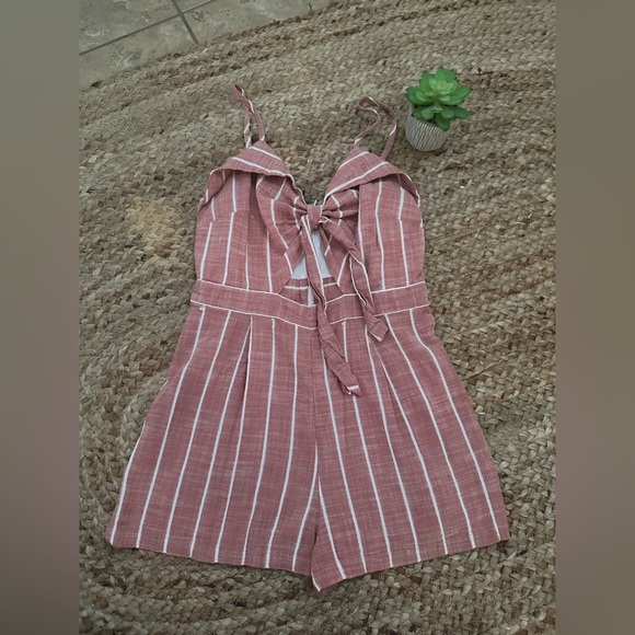 LINEN ROMPER - Picture 2 of 4